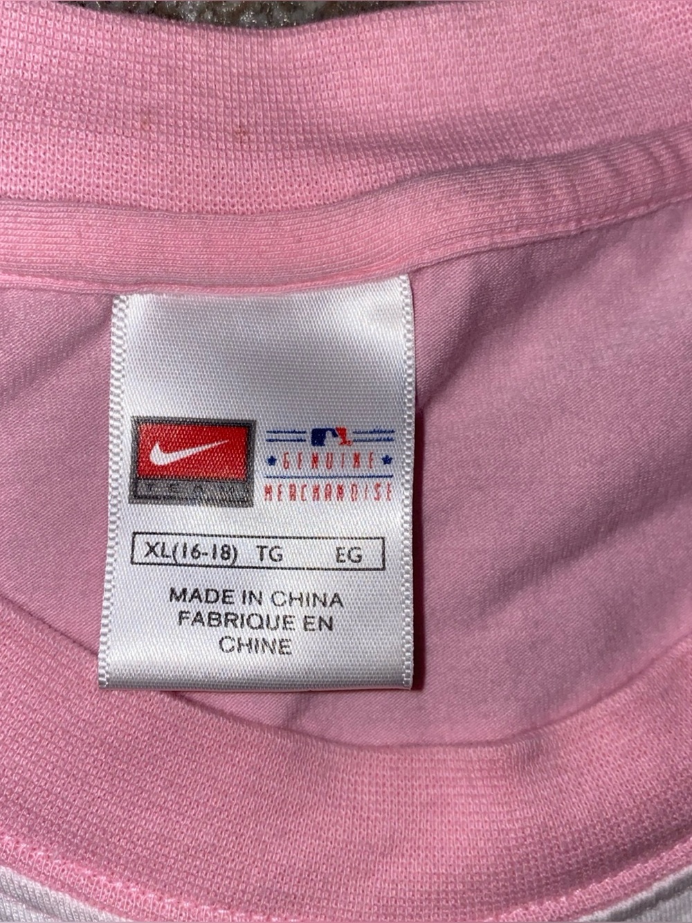 Vintage Nike Seattle Mariners‎ Long Sleeve Pink & White Long Sleeve Woman’s XL - Picture 3 of 11